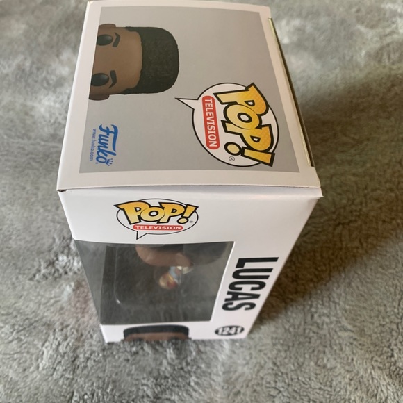 Funko Pop! Television Netflix Stranger Things 4 Lucas #1241 Vinyl Figure 2022 - Picture 5 of 8